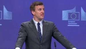 UE şi China discută la Bruxelles despre restricţiile privind pământurile rare
